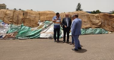 توريد 131 ألفًا و624 طن قمح للشون والصوامع فى كفر الشيخ.. صور وكيل تموين كفر الشيخ يتفقد شون توريد القمح
