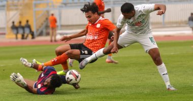 الشبكة نيوز : 
                                            إبراهيم محمد حكما لمباراة حرس الحدود وفاركو فى الدورى
                                        