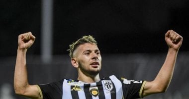الجزائرى فريد الملالى مرشح للانضمام إلى الزمالك فى صفقة انتقال حر الجزائرى فريد الملالى