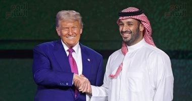 بعد الإشادة بولي العهد.. الخارجية الأمريكية: ترامب يرى السعودية شريكاً أساسياً.. صور ترامب وبن سلمان
