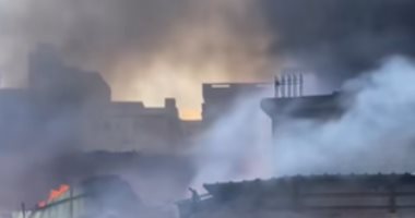 حريق بمصنع للغزل والنسيخ بكفر الشيخ جانب من الحريق