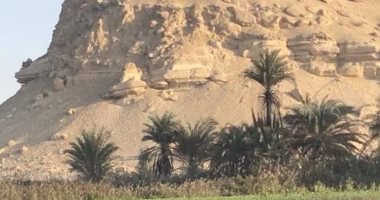 "هرم سيلا".. أحد أهم المعالم الأثرية بالفيوم.. بناه الملك سنفرو ويرجع لعصر الأسرة الثالثة.. ارتفاعه 21 مترًا وزاوية ميله 76 درجة.. مدير آثار الفيوم الأسبق: أقدم من هرم ميدوم وتفاصيله تؤكد دقة التخطيط.. صور سيلا أحد أهم المعالم الأثرية بالفيوم