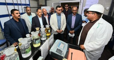 وزير الإسكان ومحافظ الشرقية يتفقدان محطة تنقية مياه الشرب "كفر الصعيدي" بمنيا القمح