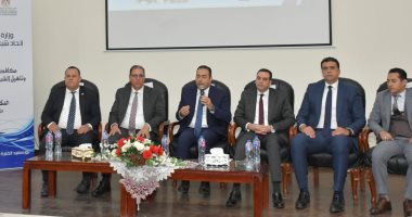نائب وزير الخارجية يحذر الشباب من مخاطر الهجرة غير الشرعية
