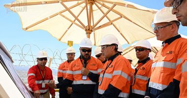 جولة تفقدية لرئيس الوزراء بمنجم السكرى لإنتاج الذهب