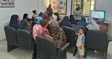 محافظ المنيا: 1086 خدمة صحية خلال قافلة مجانية بقرية الديابة بأبوقرقاص