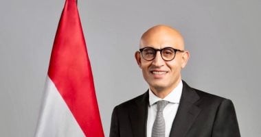 وزير التعليم يتخذ قرارات جريئة لدعم معلمي الحصة ورفع كفاءة العملية التعليمية.. الوزير ينتصر للمعلمين بقرار تاريخى.. رفع سن التقديم لمسابقة معلمي الحصة إلى 45 عاما.. المسابقة تنطلق فى يونيو المقبل محمد عبد اللطيف وزير التربية والتعليم