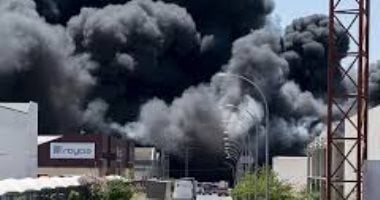 الحلم نيوز : 
                                            انفجار مصنع للمواد الكيميائية فى إسبانيا ..السلطات تخلى المنازل بسبب الأدخنة السامة 
                                        