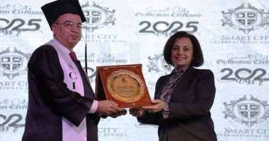 نائب محافظ البحر الأحمر تشارك في حفل تخرج دفعة 2025 إحدى المدارس الدولية