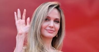 الشبكة نيوز : 
                                            أنجلينا جولي بمهرجان كان: أحب السينما العالمية التي تنقلنا لأماكن ولحظات أخرى
                                        