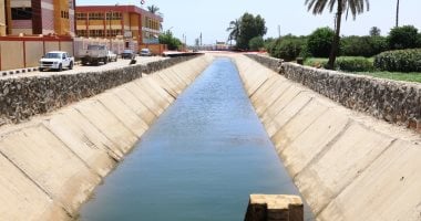 موسم زراعى بلا أزمات.. مشروع تبطين الترع بسوهاج يحوّل الحلم إلى واقع.. الترعة النظيفة تحمى من الأمراض وتروى الأرض.. مليار و854 مليون جنيه لإنقاذ مياه الرى بقرى المحافظة.. صور تبطين الترع