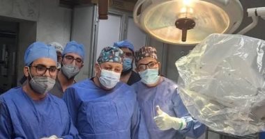 نجاح عملية نادرة لطفل عمره 3 سنوات بـ"طب الأزهر" فى دمياط.. التفاصيل الفريق الطبى