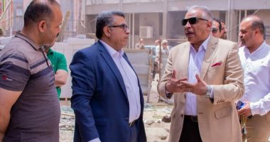 رئيس جامعة طنطا يتفقد الأعمال الإنشائية بمستشفى الطوارئ الجديد