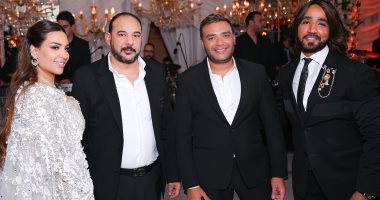 الشبكة نيوز : 
                                            بالصور.. رامي صبري والنجوم يحتفلون بعيد زواج المهندس محمد عطا وسيدة الأعمال فاطمة المهدى
                                        