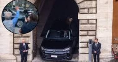 نيوز برو : 
                                            البابا لاون 14 يقوم بأول جولة له بالسيارة البابوية عبر ساحة القديس بطرس
                                        