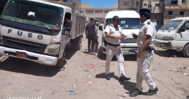 أمن الإسكندرية يستجيب لشكوى من تجمعات مخلفات بمنطقة الرمل ثانى