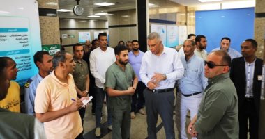 محافظ أسوان: مخاطبة وزير الصحة لحل مشكلة نقص الأطباء بمستشفى النيل بإدفو محافظ أسوان يتفقد مستشفى النيل