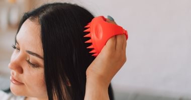 الشبكة نيوز : 
                                            أفضل 5 زيوت طبيعية لتغذية فروة الرأس.. استخدمى الأنسب لنوع شعرك
                                        