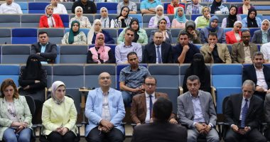 رئيس جامعة المنصورة الجديدة: بيئة امتحانية نموذجية واستعداد كامل للاختبارات رئيس جامعة المنصورة الجديدة يناقش الاستعداد للاختبارات