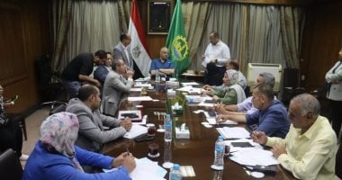 محافظ القليوبية يوجه ببحث توفير شقق إيواء لحالتين من المواطنين المستحقين لقاء محافظ القليوبية الأسبوعي بالمواطنين