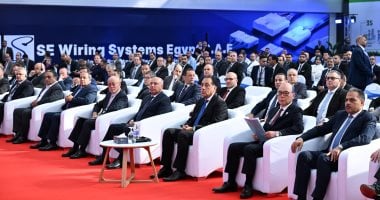 رئيس الوزراء يشهد افتتاح المصنع الجديد لـ"سوميتومو" العالمية لإنتاج الضفائر الكهربائية للسيارات.. نائب العضو المنتدب: مصر أرض الفرص وميدان الإنجاز الحقيقى.. وفرقنا والعمالة الماهرة قدموا جهدا جبارا الدكتور مصطفى مدبولي، رئيس مجلس الوزراء