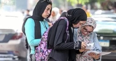 الشبكة نيوز : 
                                            امتحانات الثانوية العامة قربت.. 5 عادات هتساعدك على مراجعة المواد
                                        