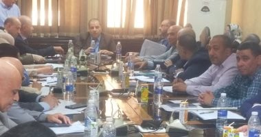 نيوز برو : 
                                            كهرباء مصر الوسطى: نستهدف تحصيل 80 مليون جنيه من السرقات خلال شهر مايو
                                        