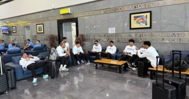 بيراميدز يصل مطار القاهرة استعدادا للسفر لجنوب أفريقيا قبل مواجهة صن داونز بيراميدز