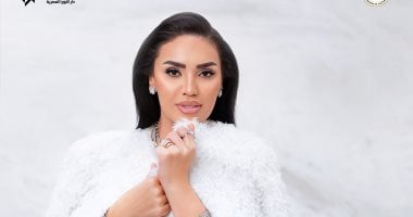 الشبكة نيوز : 
                                            مصطفى حلمي:التعاون مع مي فاروق يعيد إحياء الألحان الخالدة بأسلوب إبداعى
                                        