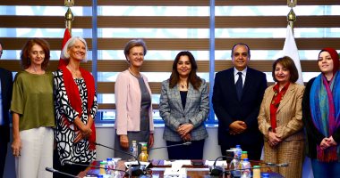 وزيرة التنمية المحلية تبحث مع سفيرة الاتحاد الأوروبى بالقاهرة مجالات التعاون المشترك