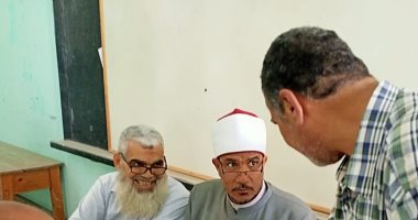 رئيس كفر الشيخ الأزهرية يشهد انطلاق العمل بمركز تصحيح الشهادة الإعدادية الأزهرية    