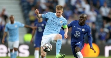 دي بروين: كانتي أصعب من واجهته في الدوري الإنجليزي دي بروين وكانتي