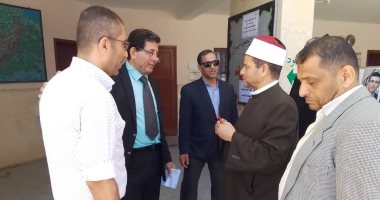 رئيس منطقة الإسماعيلية الأزهرية يتفقد كنترول الشهادة الإعدادية