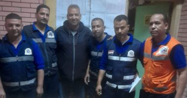 أمانة مسعفين بالإسماعيلية.. ينقذون شخصين بحادث ويسلمان متعلقاتهما.. حوالي ربع مليون جنيه