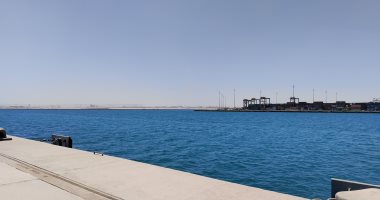 ميناء السخنة نقطة تحول جديدة فى الاقتصاد المصرى.. زيادة أرصفته 18 كم فى 4 سنوات فقط ويسعى لدخول موسوعة جينيس.. معاون وزير النقل: التعاقد مع شركات عالمية لجذب السفن التجارية.. صور ميناء السخنة نقطة تحول جديدة فى الاقتصاد المصرى