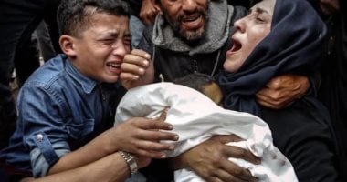 طبيبة أطفال فلسطينية تستقبل أطفالها الـ7 أشلاء متفحمين نتيجة القصف الإسرائيلى الطبيبة الفلسطينية
