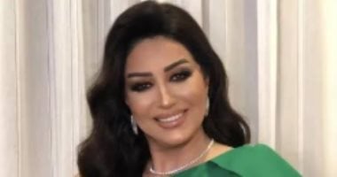 الشبكة نيوز : 
                                            وفاء عامر تحتفل بعيد ميلادها.. مسيرة فنية حافلة من الجامعة إلى النجومية
                                        