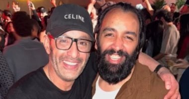 أحمد السقا يستأنف حياته الطبيعية ويظهر لأول مرة بعد انفصاله.. اعرف القصة أحمد السقا وأحمد عبد الوهاب