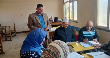 رئيس منطقة الإسكندرية الأزهرية يتفقد مركز التصحيح للشهادتين الابتدائية والإعدادية