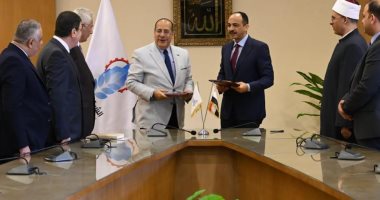 بروتوكول بين الأوقاف والتموين لتوفير اللحوم وتوزيعها بالأماكن الأكثر احتياجا