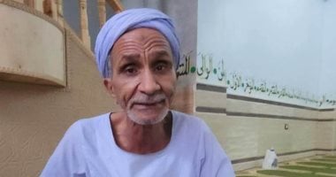 الزي الرسمي للرجال والسيدات في الأقصر.. الجلباب البلدي والتقشيطة للرجال في الشتاء والصيف.. و"الجرجار والجبة" والقناع والحبرة أشهر الأزياء لسيدات قرى ونجوع المحافظة.. ويستغرق تصنيعها من 4 لـ7 أيام التقشيطة من القطن وتساهم فى فتح مسام الجلد للإنسان فى الحر