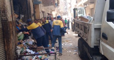 حملة أمنية وبيئية مكبرة بالإسكندرية لرفع المخلفات وفتح شوارع مغلقة