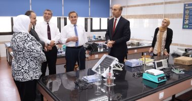 جامعة دمنهور تستقبل فريق خبراء مركز القياس والتقويم بوحدة إدارة مشروعات تطوير التعليم العالي 