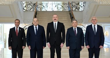 رئيس الشيوخ يلتقى رئيس أذربيجان في باكو.. ويدعوه حضور حفل افتتاح المتحف المصري الكبير رئيس الشيوخ يلتقي رئيس أذربيجان في باكو