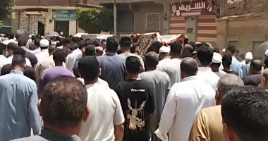 تشييع جنازة محفظة للقرآن الكريم بقرية تلوانه فى المنوفية.. صور