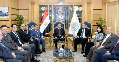 محافظ دمياط ورئيس جامعة المنصورة يوقعان بروتوكول تعاون للتحول الرقمي