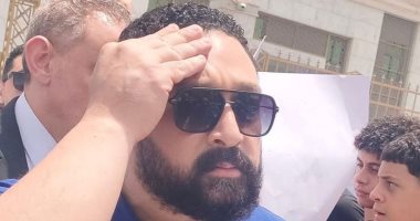 أول تصريح من عمرو الدجوي بعد جنازة شقيقه: "حق أحمد مش هيضيع"