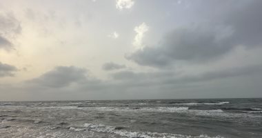 توقف مؤقت لحركة الصيد في بورسعيد بسبب الرياح الشديدة.. فيديو وصور