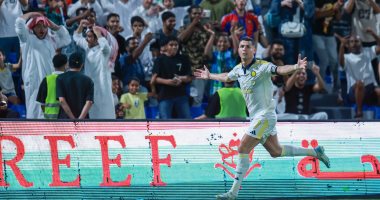 الفتح ضد النصر.. التعادل 1-1 يحسم الشوط الأول رونالدو