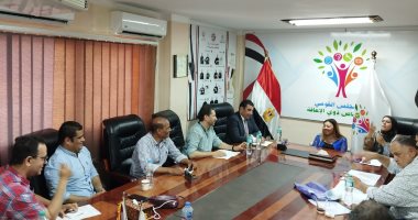 القومى للإعاقة: إدراج لجنة للصم ضمن لجان إعداد الاستراتيجية الوطنية للإعاقة جانب من الاجتماع